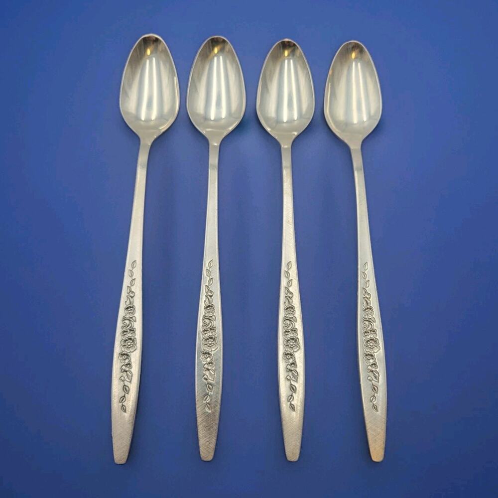International LAUREL MIST Silver Plate Deep Silver Silverware Set 4 IcedTeaspoon